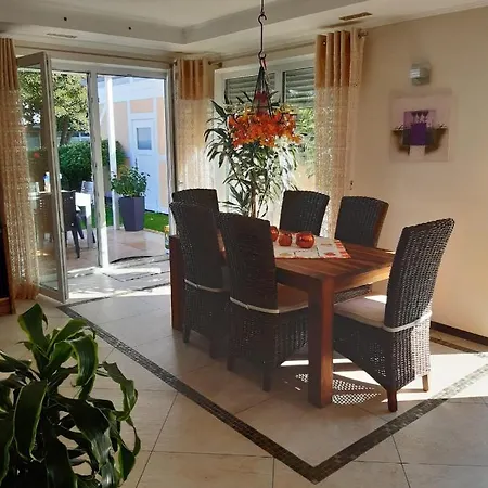 Haus Am Jachthafen Neu Ferienhaus *