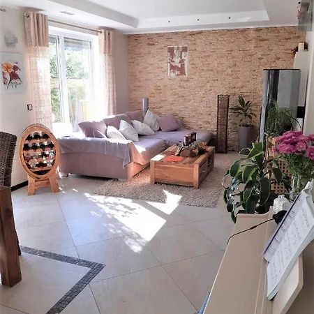 Haus Am Jachthafen Neu Ferienhaus *